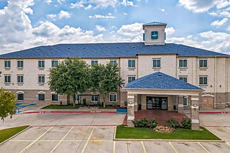 Clarion Inn & Suites Weatherford South