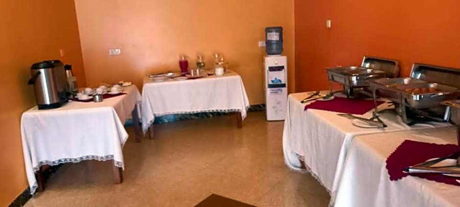 Super Paradise Hotel