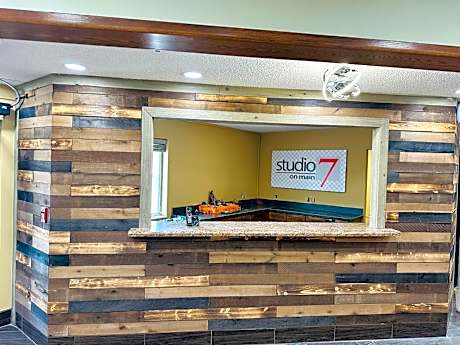 Studio 7 on Main