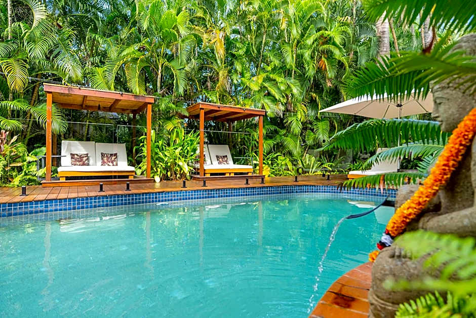 The Palms At Palm Cove