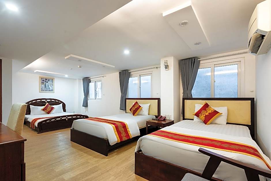 King Hotel Saigon Airport