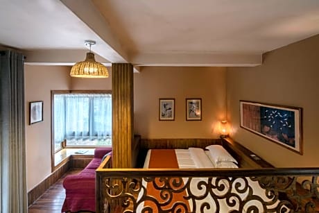 Deluxe Family Suite with Balcony