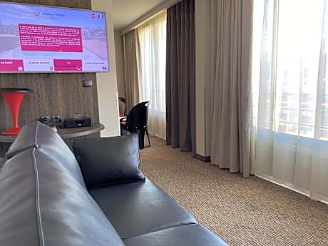 Junior Suite with Spa Bath