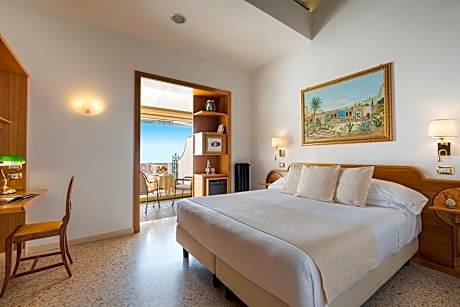 Top Floor Junior Suite with Sea View