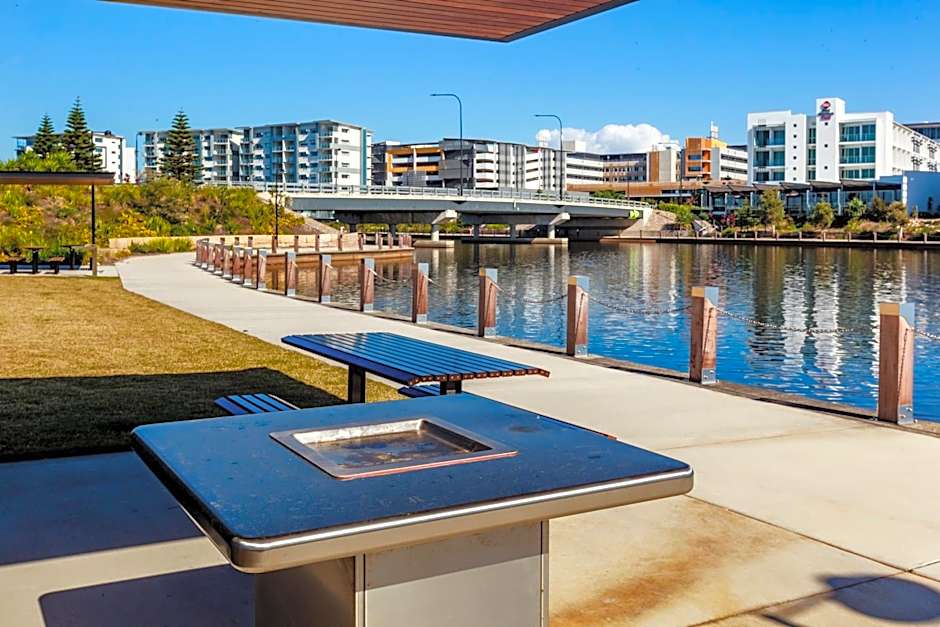 Mercure Sunshine Coast Kawana Waters