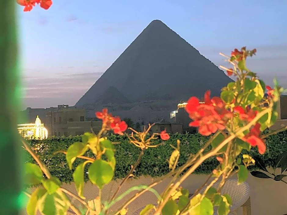 Pyramids Top Inn