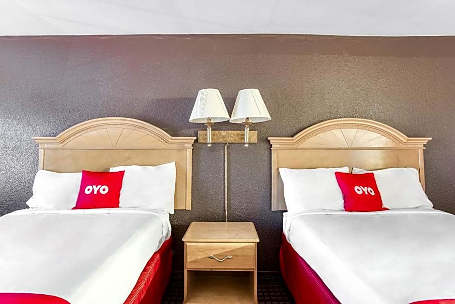 OYO Hotel Bald Knob AR Hwy 64