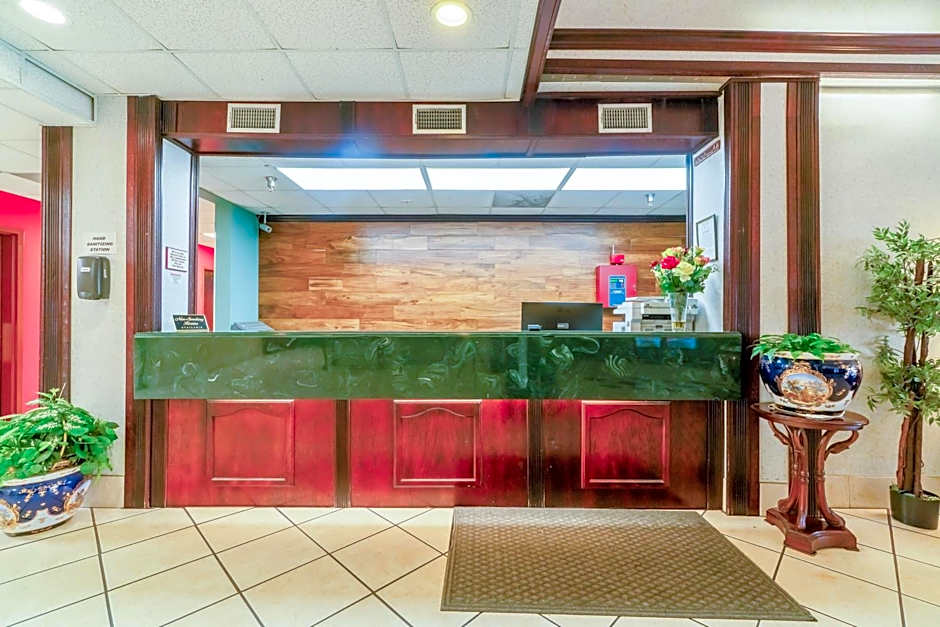 Ark Suites By OYO Jonesboro I-555