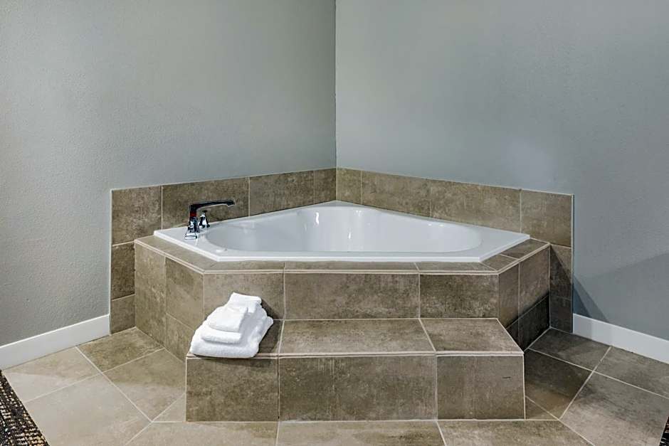 Hawthorn Suites by Wyndham Oklahoma City Airport Fairground