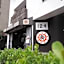 Aztic Hotel and Executive Suites