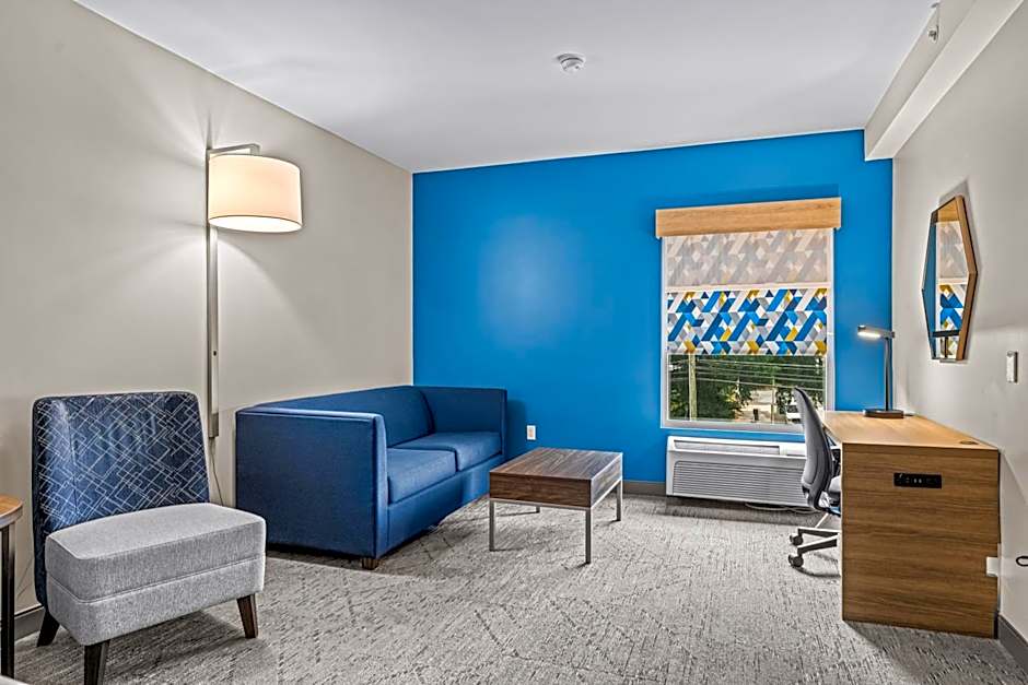 Holiday Inn Express Carneys Point New Jersey Turnpike Exit 1 By IHG