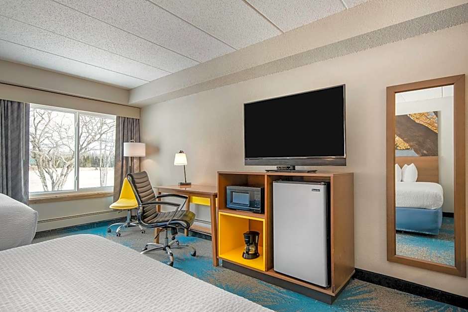 Days Inn by Wyndham International Falls