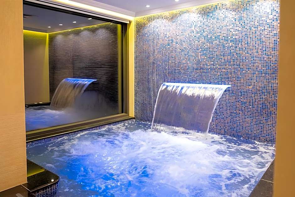 Amman International Hotel