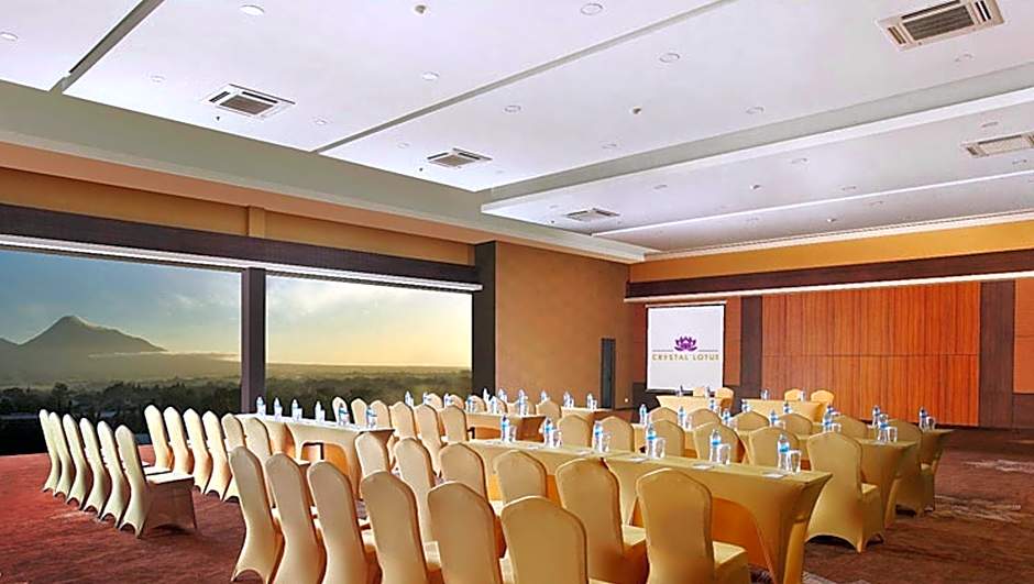Crystal Lotus Hotel Yogyakarta