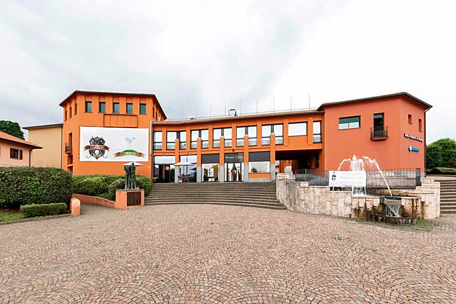 Lake Como Golf Hotel