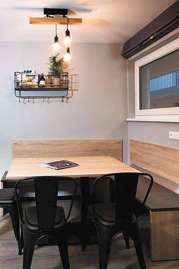 Das Schlafwerk Stuttgart-Nord VOLLDIGITALES HOTEL-SELF-CHECK IN - keine Rezeption-LowBudget-cashless