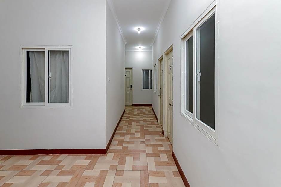 Urbanview Hotel Syariah Near Gelora Delta Sidoarjo