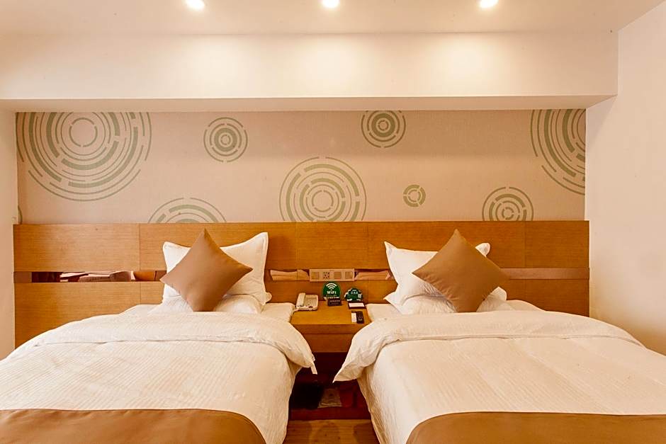 GreenTree Inn Jinzhong Pingyao City South Railway Station Express Hotel