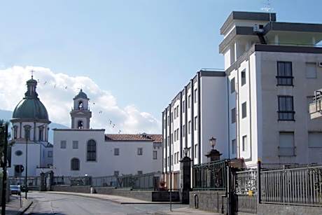 Hotel La Casa Del Pellegrino