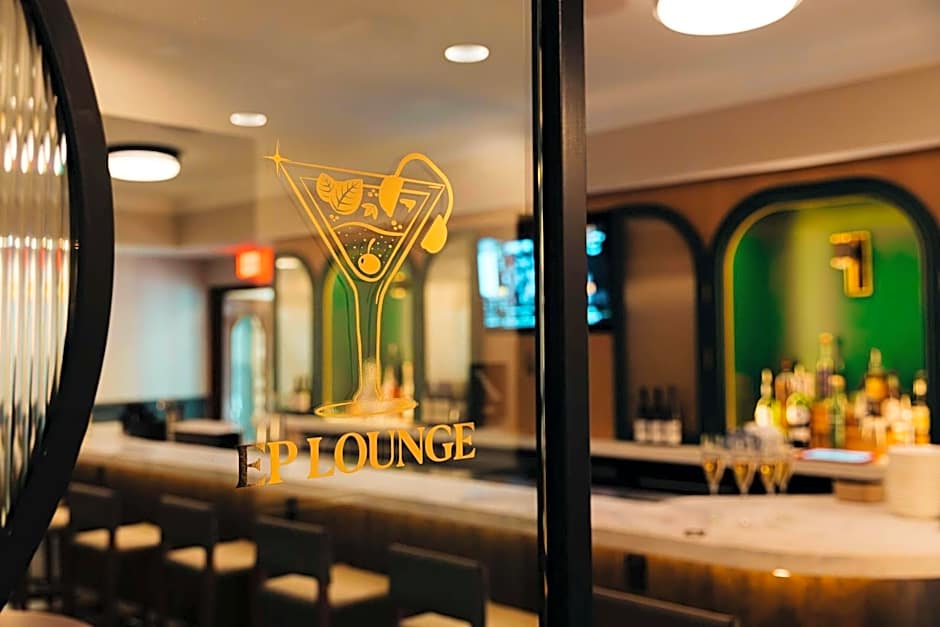 Joinery Hotel Pittsburgh, Curio Collection by Hilton