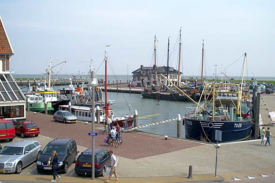 Havenhotel At Sea Texel