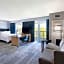 Hampton Inn By Hilton & Suites Watertown Boston