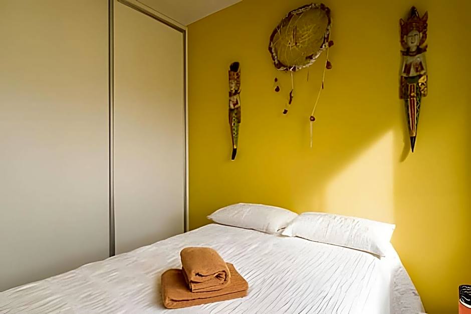 Conforto, Ar Cond., Churrasqueira e Vista Mar