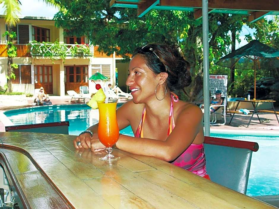 Hexagon International Hotel, Villas & Spa