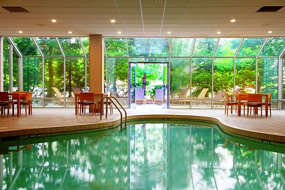 Embassy Suites by Hilton Cincinnati Northeast Blue Ash