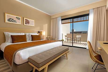 Premium Superior Queen or Twin Beds Pool View