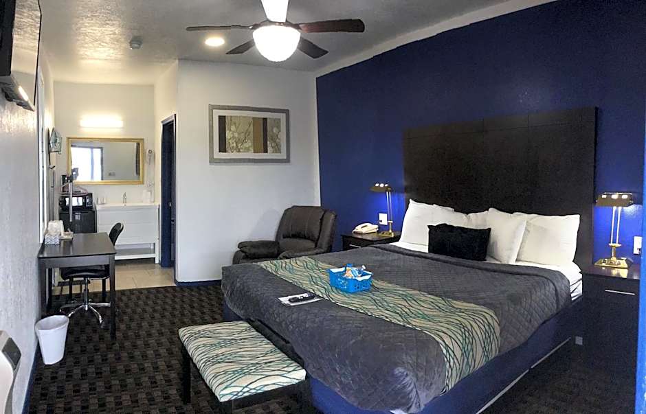 Budget Inn & Suites