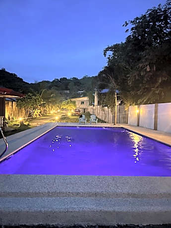 KJT Travellers Inn