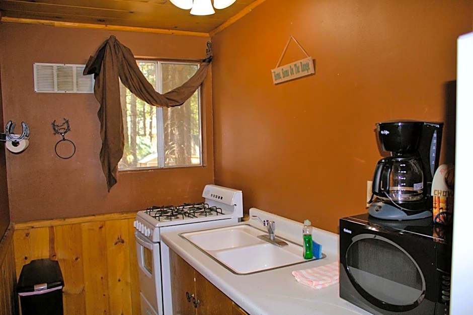 Goldmine Lodge