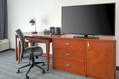 Room, 2 Queen Beds (Hearing Accessible)