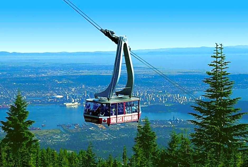 DoubleTree by Hilton North Vancouver