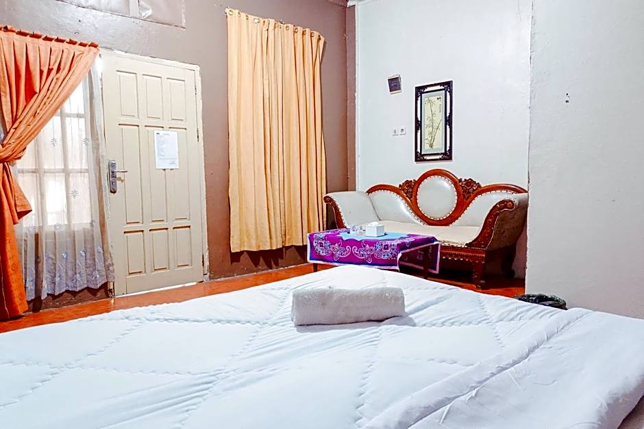 Urbanview at Wedika Hotel Bengkulu