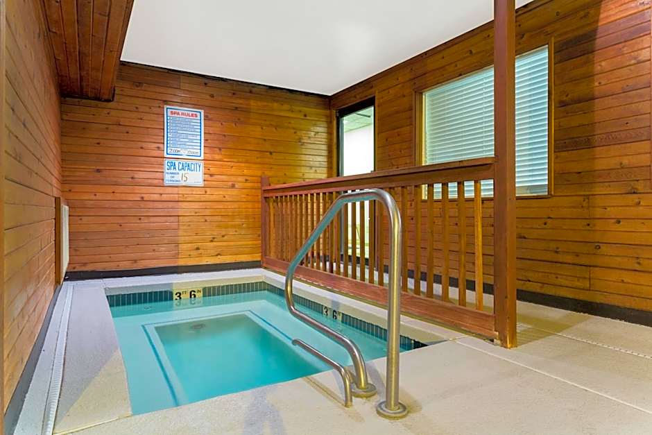 Super 8 by Wyndham Green River