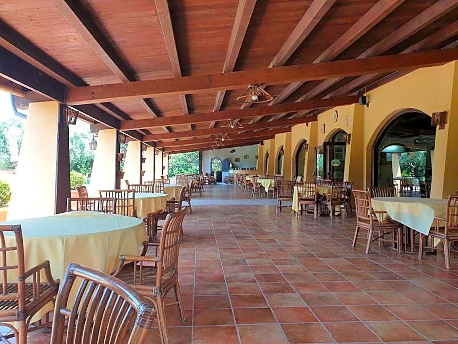 Borghetto Beach Club Resort