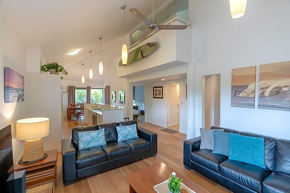 Outrigger Bay Apartments