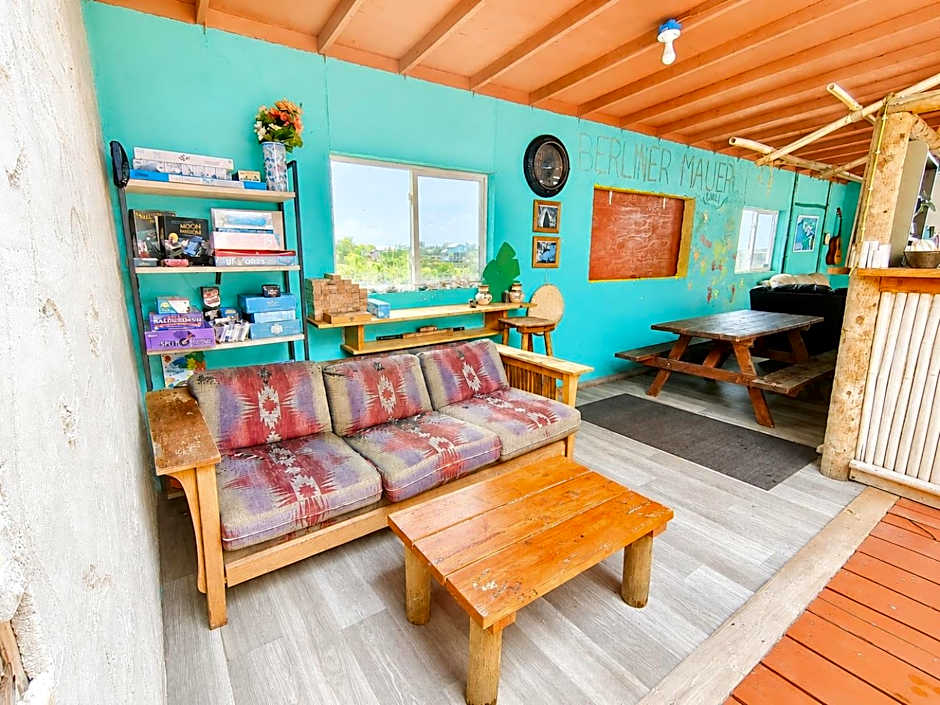 Open Gate Hostel Hawaii