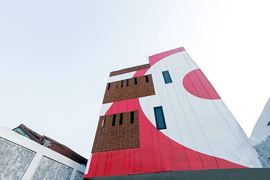 Super OYO 1516 Cemara Gading Syariah