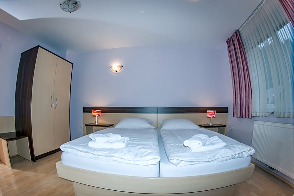 Apartment House Berghi I & II