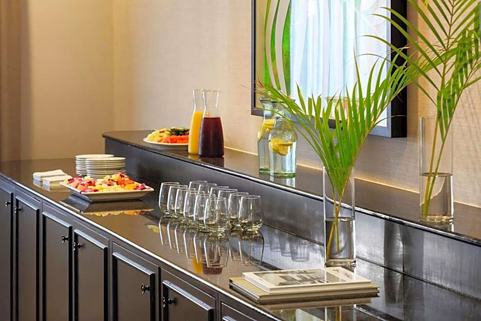 Renaissance by Marriott Boca Raton Hotel