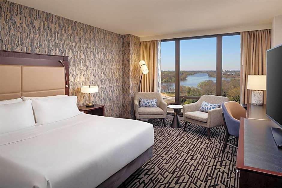 DoubleTree by Hilton Cherry Hill Philadelphia