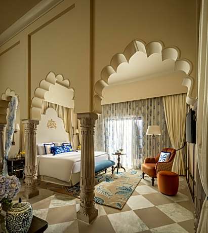 Palace Room -15% Savings on Spa and Laundry, Early check-in and Late check out upto 2 Hours (Subject to availability)