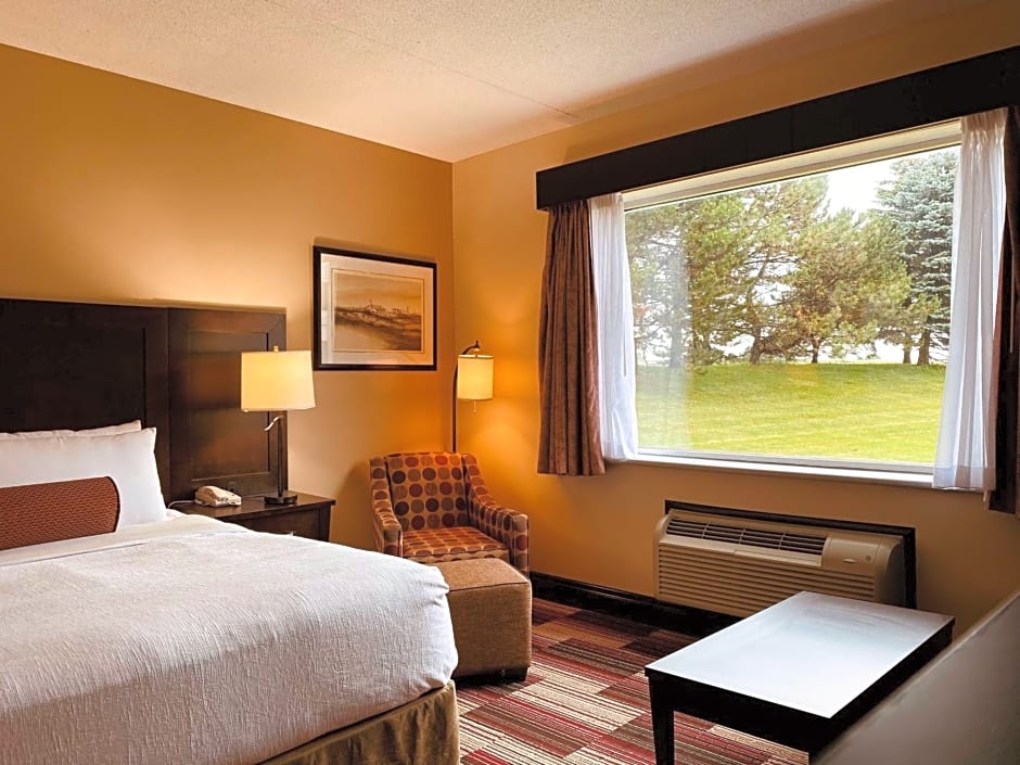 Best Western Plus Stoneridge Inn And Conference Centre