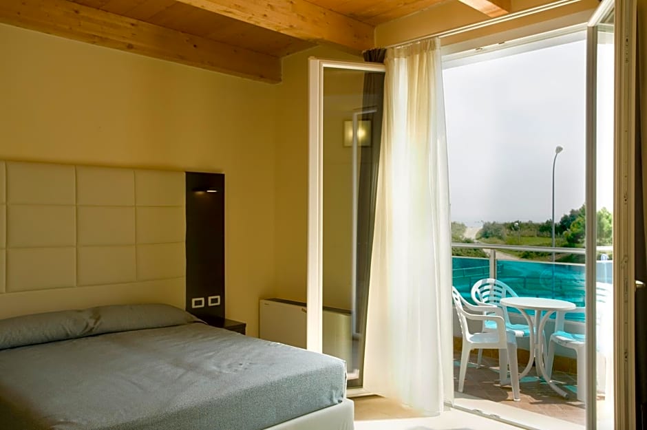 Hotel-Residence-b&b Le Dune beach service included