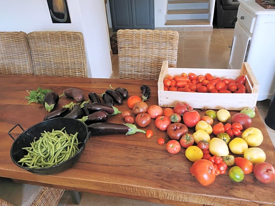 La Peyregoune, logement en pleine nature et table d'hôtes