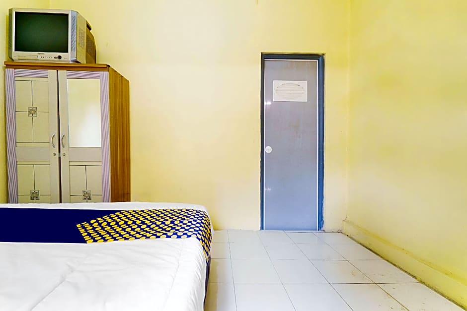 SPOT ON 91638 Anna Homestay Syariah