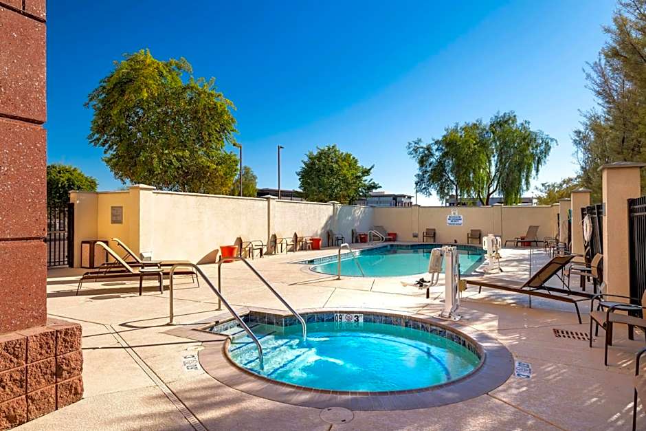 Courtyard by Marriott Phoenix Chandler/Fashion Center